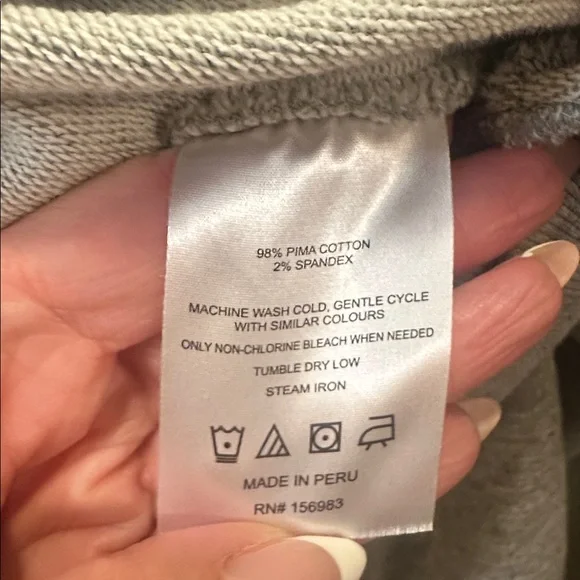 Evereve Gray Heart Graphic Sweatshirt Pima Cotton Crewneck Pullover M - Picture 7 of 10